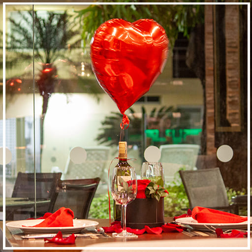 Cena Romántica en parejas en el Restaurante la galeria del Hotel Arizona