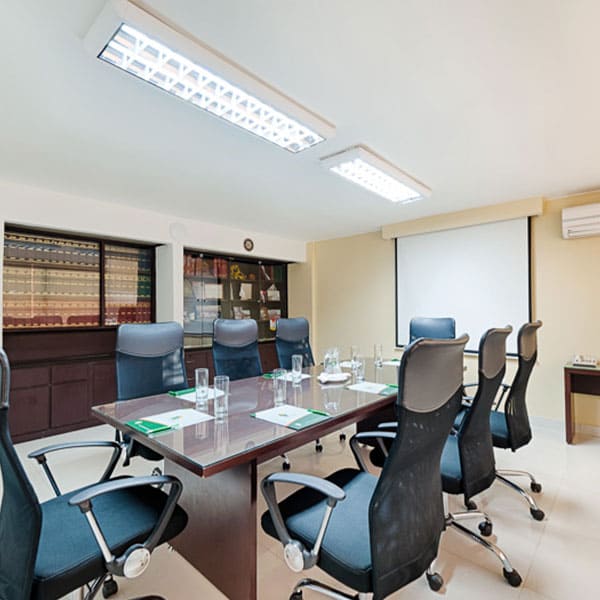 Salones para eventos sociales y corporativos en el Hotel Arizona Suites, el espacio ideal en Cúcuta para reuniones exitosas